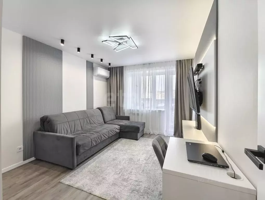 2-к кв. Тюменская область, Тюмень ул. Газовиков, 6 (46.7 м) - Фото 1