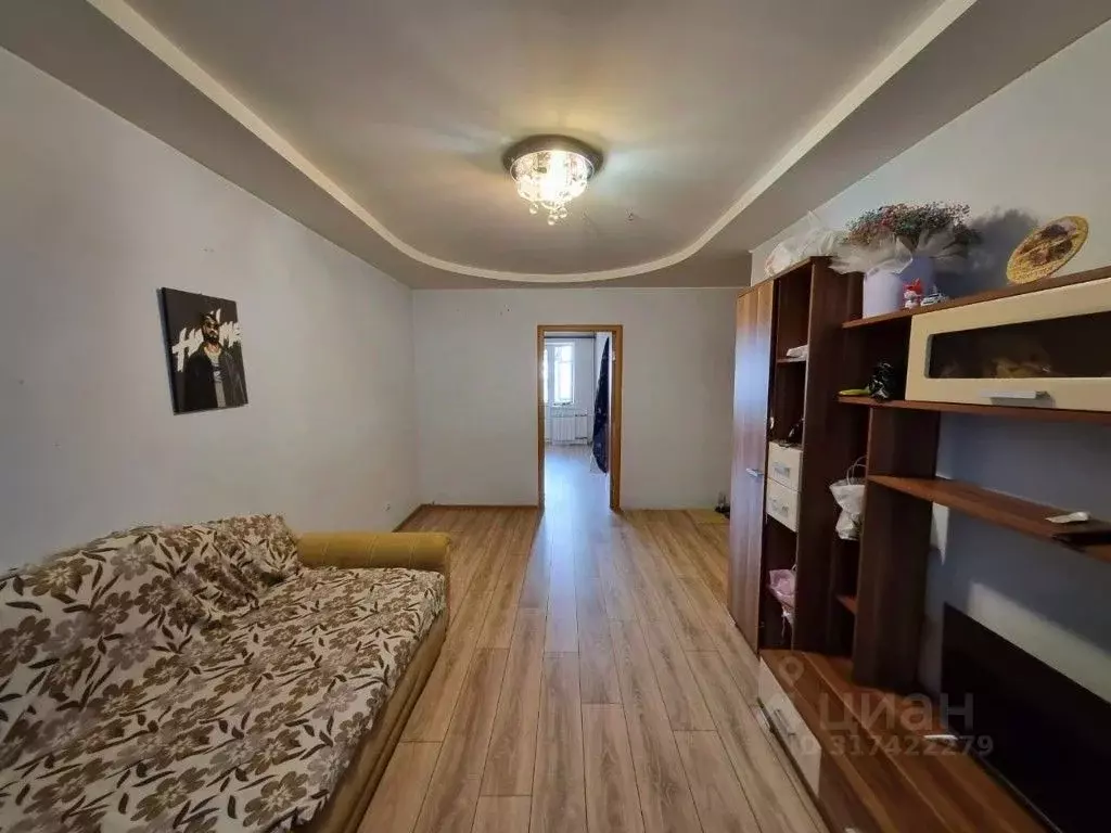 3-к кв. Волгоградская область, Волгоград ул. Генерала Ватутина, 8 ... - Фото 1