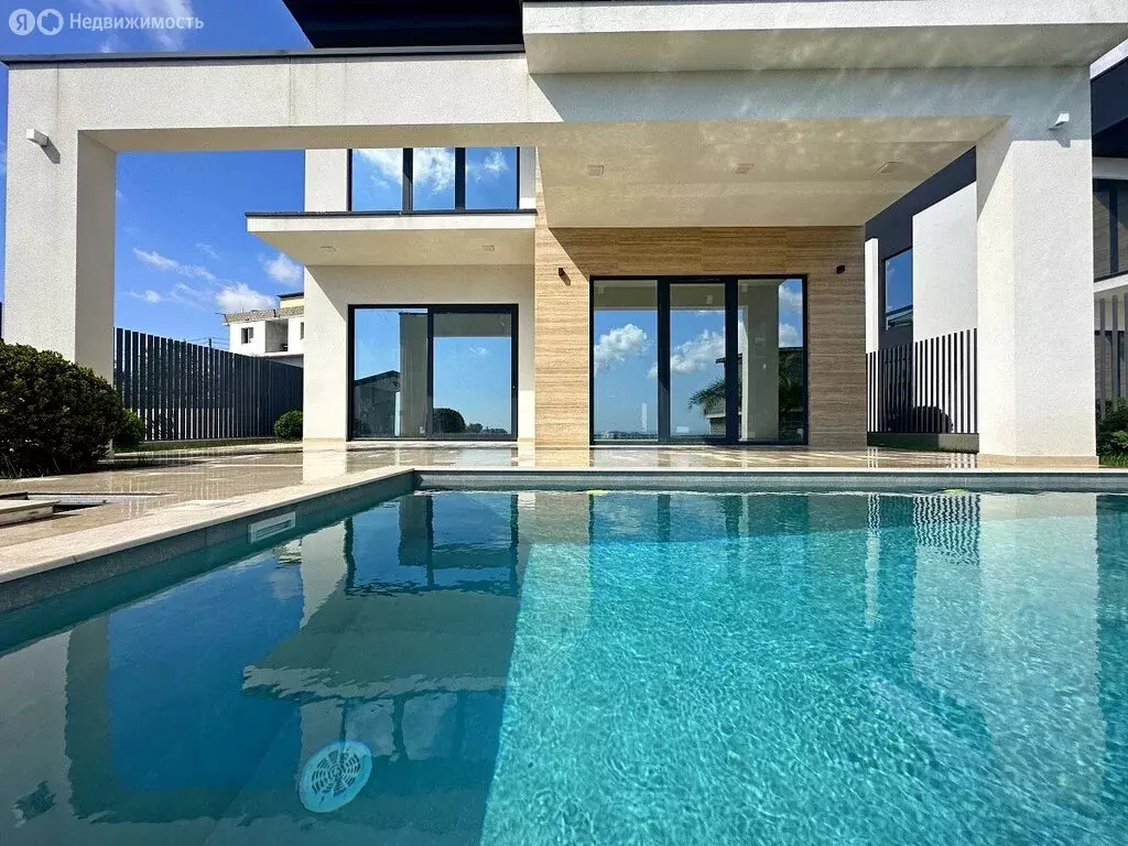 Дом в село Молдовка, Тимашевская улица, 11 (250 м) - Фото 1