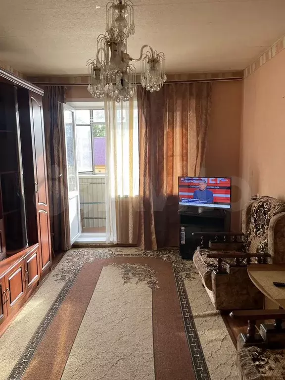 2-к. квартира, 50 м, 2/9 эт. - Фото 0