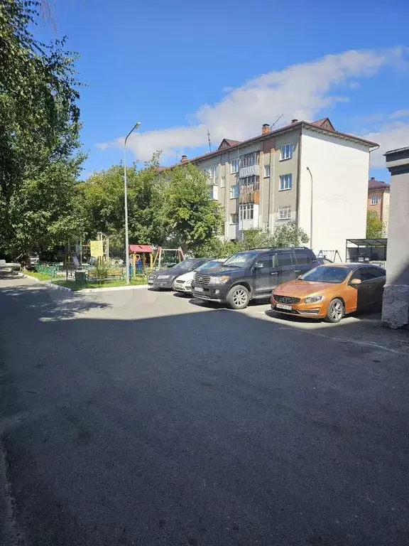 Комната 18 м в 2-к., 2/5 эт. - Фото 0