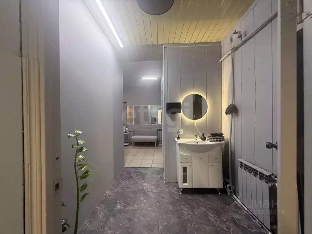 Помещение свободного назначения в Московская область, Серпухов ул. 1-я ... - Фото 1