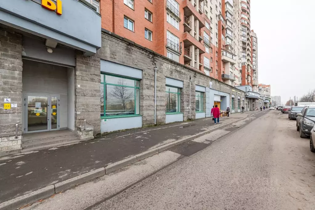 Помещение свободного назначения в Санкт-Петербург просп. Просвещения, ... - Фото 1