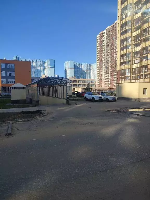 Гараж в Санкт-Петербург пос. Парголово, Заречная ул., 11к5 (15 м) - Фото 1