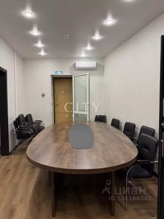 Офис в Тюменская область, Тюмень ул. Володарского, 17 (134 м) - Фото 1