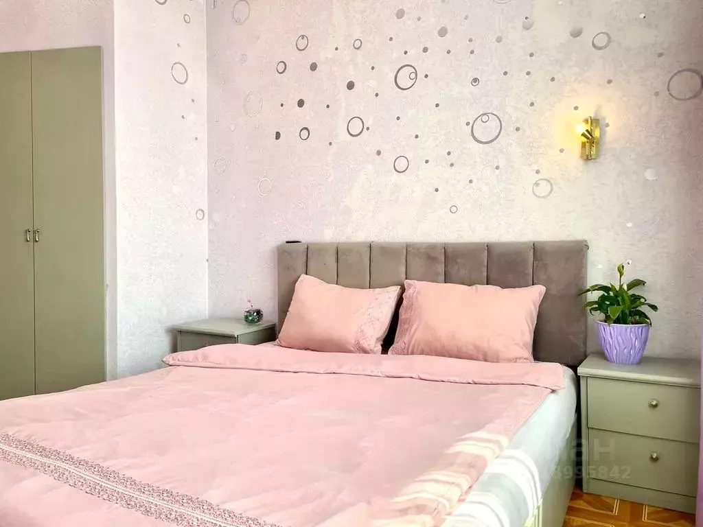 2-к кв. Ханты-Мансийский АО, Нижневартовск Омская ул., 62 (56.0 м) - Фото 1