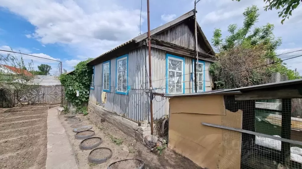 Дом в Волгоградская область, Даниловка рп ул. Октябрьская, 50 (55 м) - Фото 1