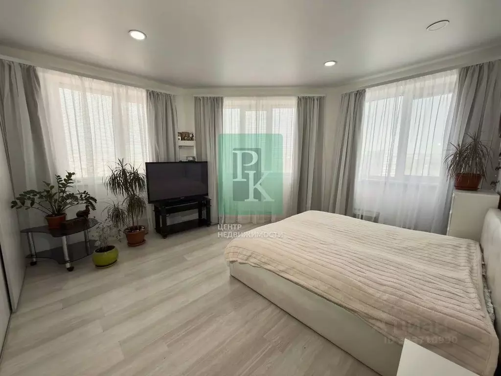 2-к кв. Севастополь просп. Античный, 7В (73.7 м) - Фото 1