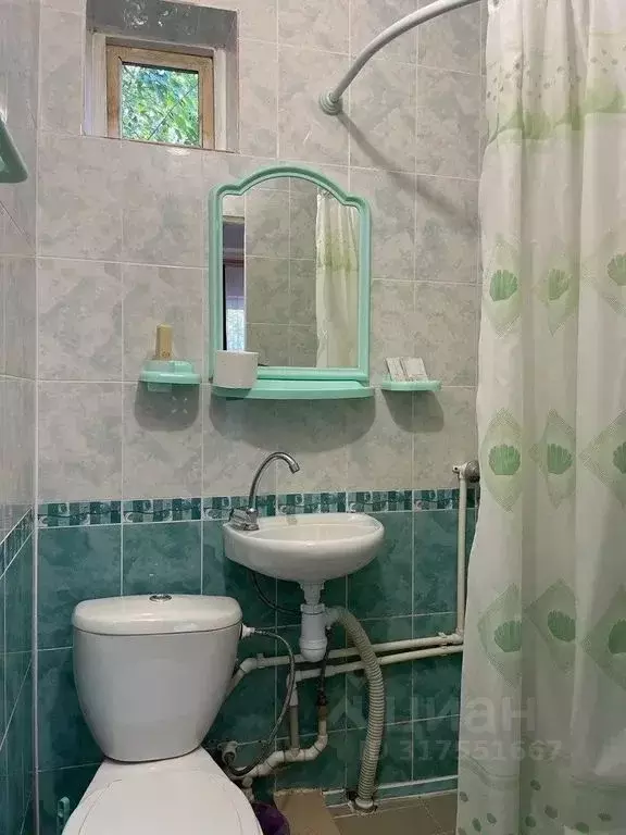 Комната Краснодарский край, Геленджик ул. Циолковского, 10 - Фото 1