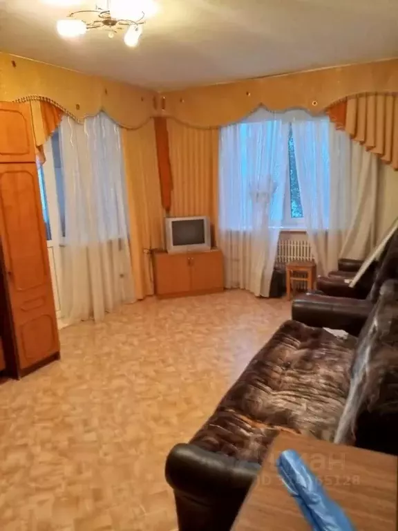 1-к кв. Белгородская область, Старый Оскол Макаренко мкр, 34 (40.0 м) - Фото 2