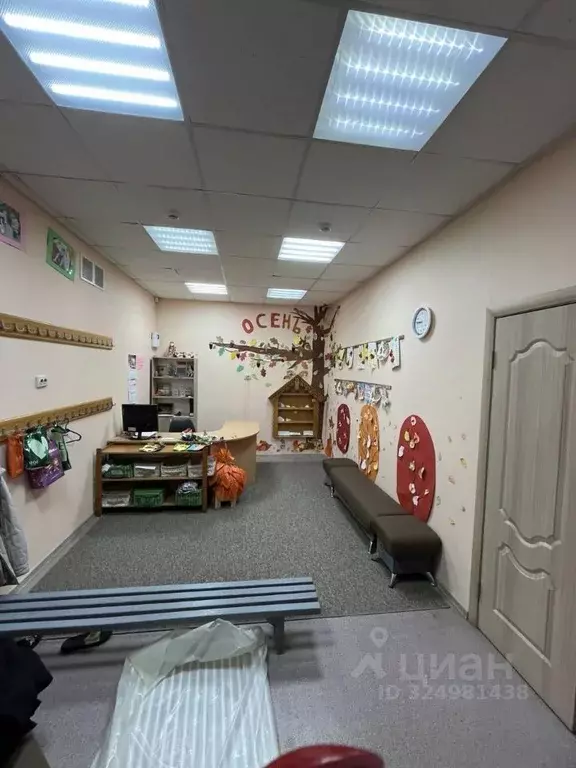 Помещение свободного назначения в Тюменская область, Тюмень ул. ... - Фото 2