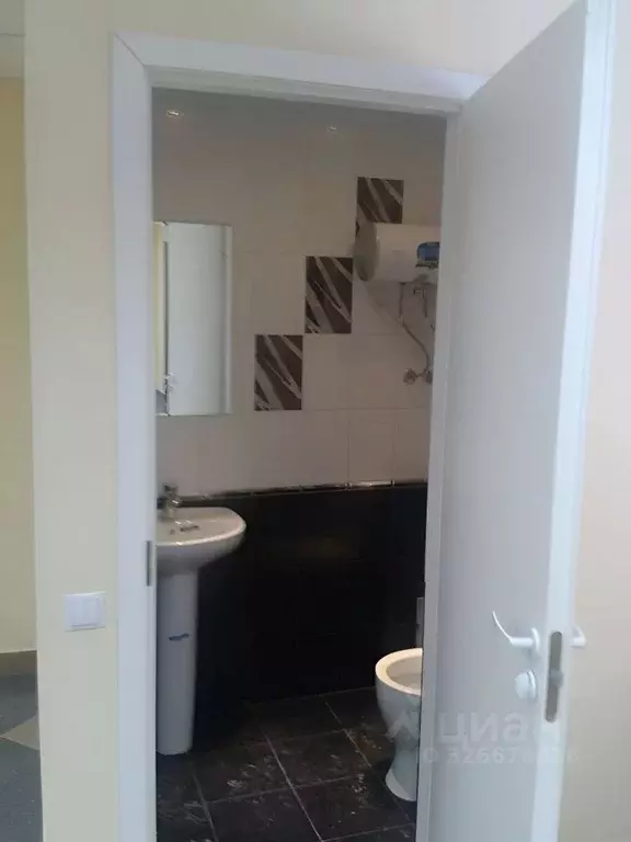 Помещение свободного назначения в Новосибирская область, Новосибирск ... - Фото 2