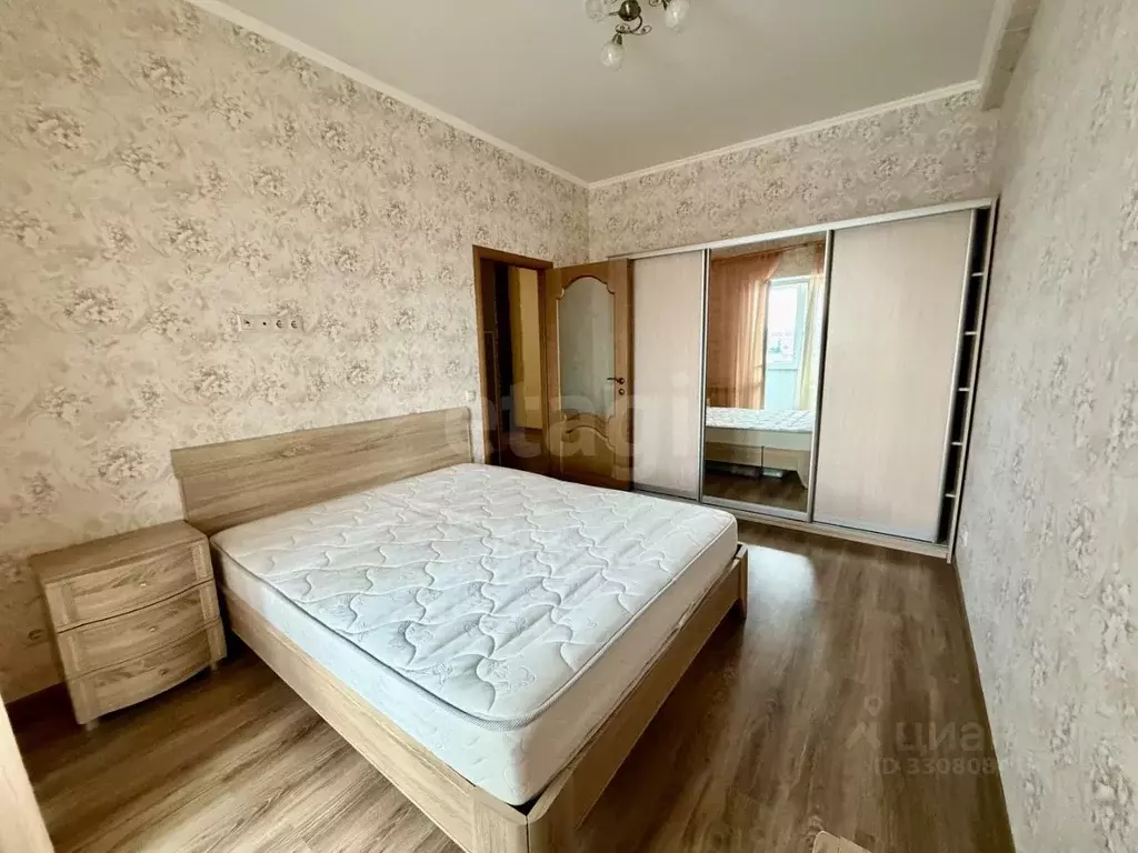 3-к кв. Белгородская область, Белгород Гостенская ул., 4 (107.0 м) - Фото 1