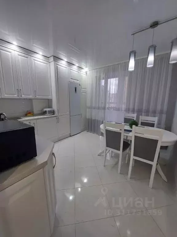 2-к кв. Калининградская область, Зеленоградск Московская ул., 70 (67.0 ... - Фото 0