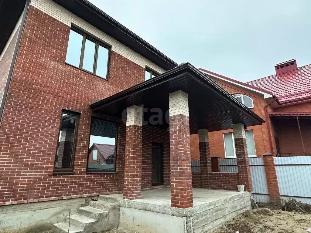 Дом в Ростовская область, Батайск ул. Клары Цеткин (150 м) - Фото 0