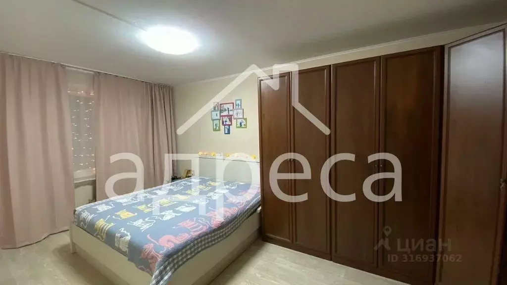3-к кв. Самарская область, Самара Чернореченская ул., 34 (61.1 м) - Фото 0