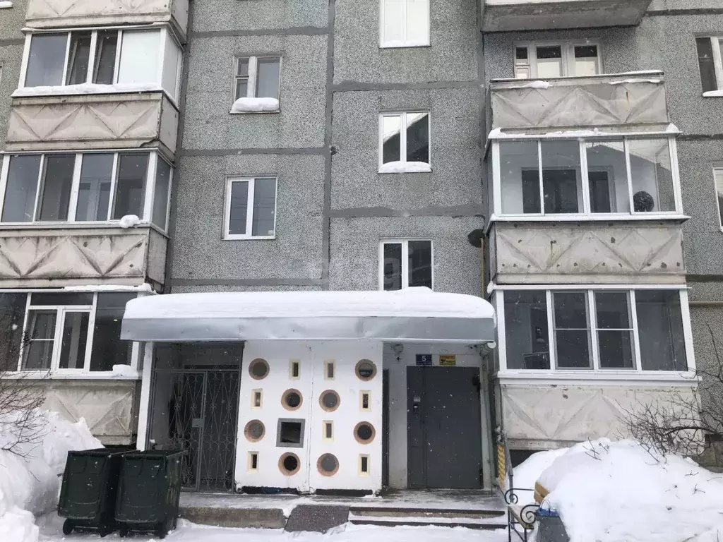 2-к кв. Коми, Сыктывкар Петрозаводская ул., 17 (51.7 м) - Фото 2