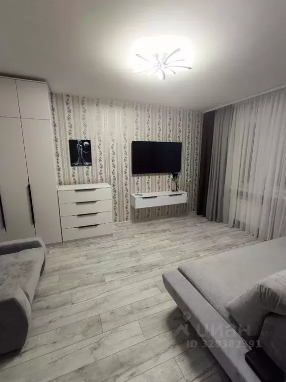 1-к кв. Орловская область, Орловский муниципальный округ, д. Жилина ... - Фото 1