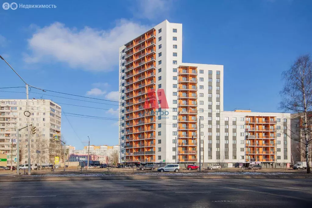 2-комнатная квартира: Ярославль, проспект Фрунзе, 77А (68 м) - Фото 1