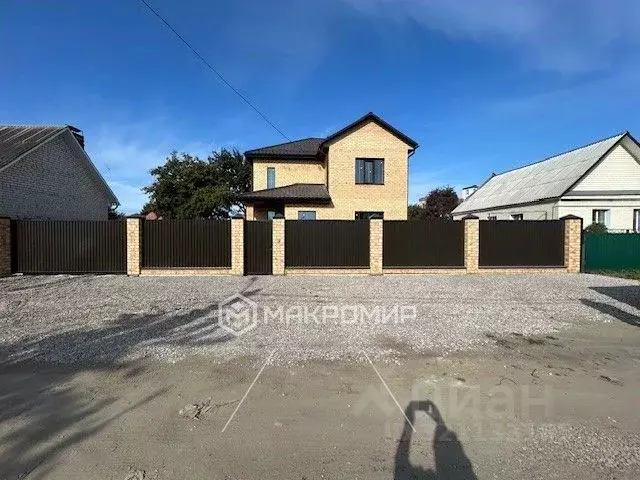 Дом в Брянская область, Брянск Тимоновская ул. (150 м) - Фото 1