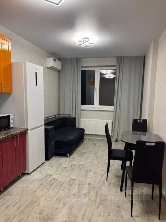 1-к кв. Краснодарский край, Краснодар Любимово мкр, 10 (37.0 м) - Фото 1