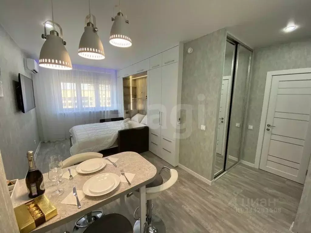 Студия Тюменская область, Тюмень ул. Газовиков, 73к1 (26.4 м) - Фото 1