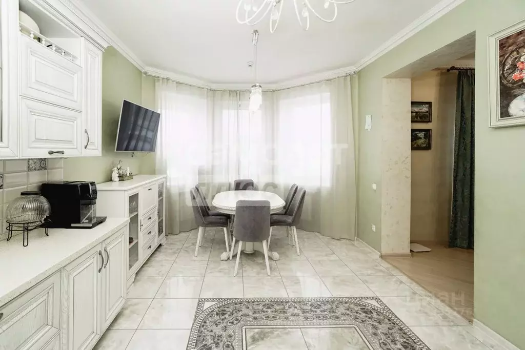 Коттедж в Омская область, Омск ул. 3-я Островская, 170 (325 м) - Фото 0