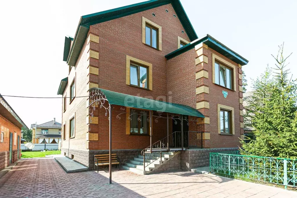 Дом в Новосибирская область, Бердск ул. 1-я Лесная, 11 (400 м) - Фото 1