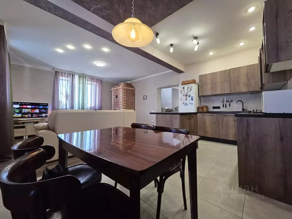 Коттедж в Свердловская область, Сысертский муниципальный округ, с. ... - Фото 2