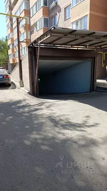 Гараж в Ростовская область, Ростов-на-Дону 2-я Баррикадная ул., 4 (16 ... - Фото 1