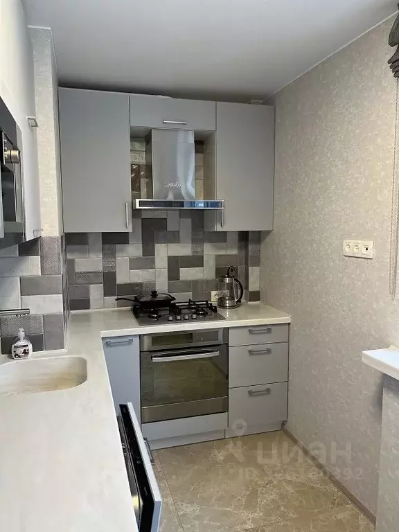 3-к кв. Санкт-Петербург Серебристый бул., 15 (64.9 м) - Фото 2