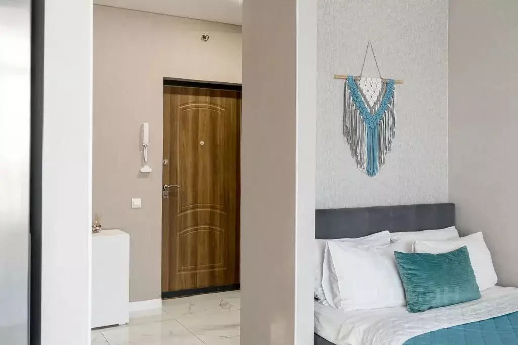 1-к кв. Тюменская область, Тюмень ул. Тимофея Чаркова, 79 (28.0 м) - Фото 2