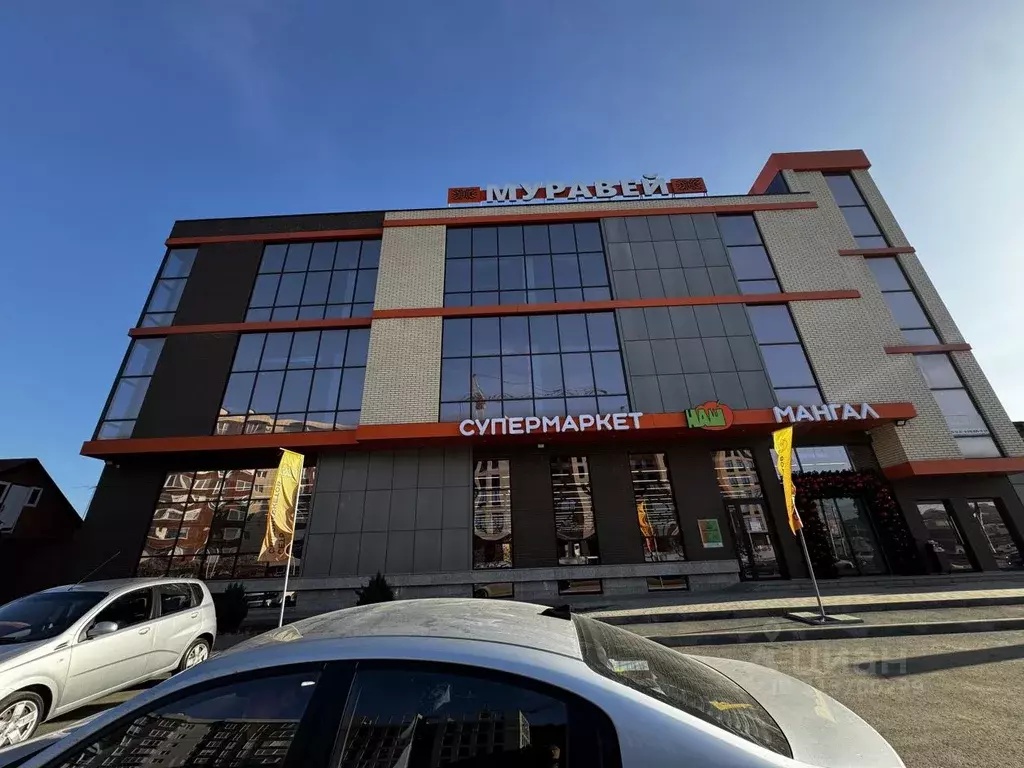 Торговая площадь в Северная Осетия, Владикавказ просп. Доватора, 200 ... - Фото 1