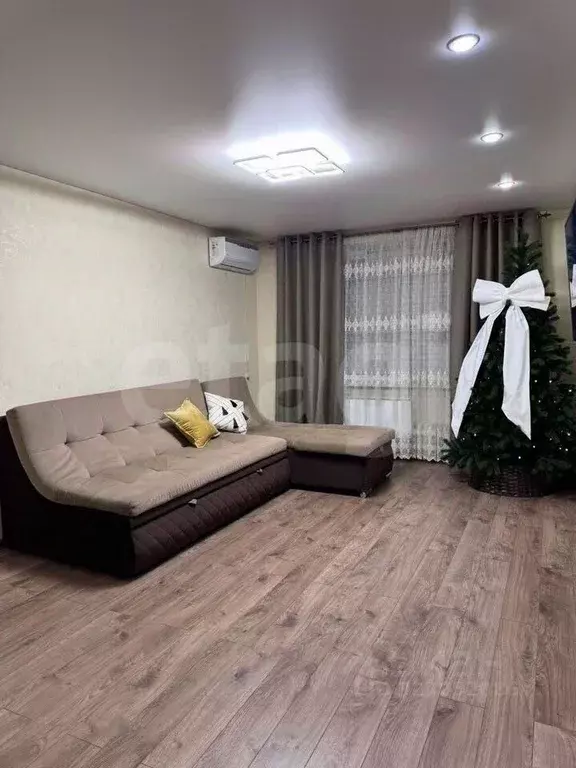 2-к кв. Тюменская область, Тюмень ул. Федюнинского, 60 (60.0 м) - Фото 2