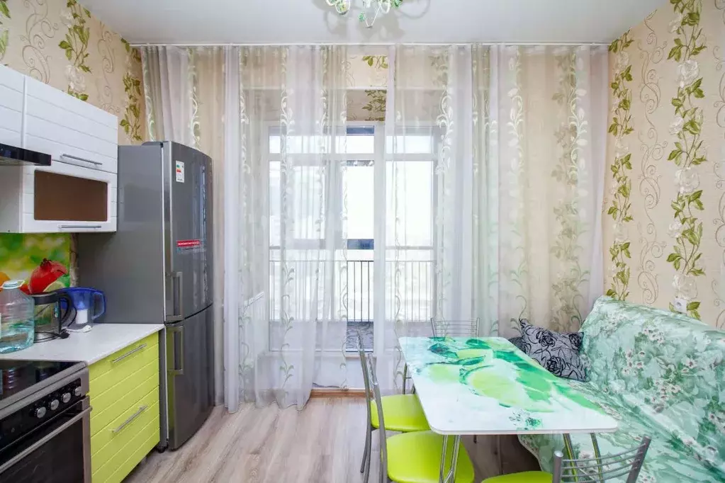 1-к кв. Красноярский край, Красноярск ул. Авиаторов, 21 (45.0 м) - Фото 1