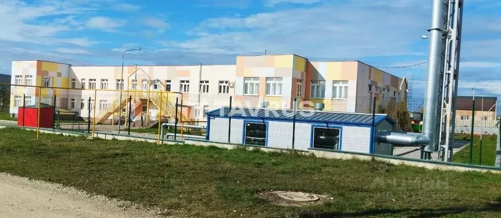 Участок в Крым, Симферопольский район, Добровское с/пос, с. Заречное ... - Фото 2