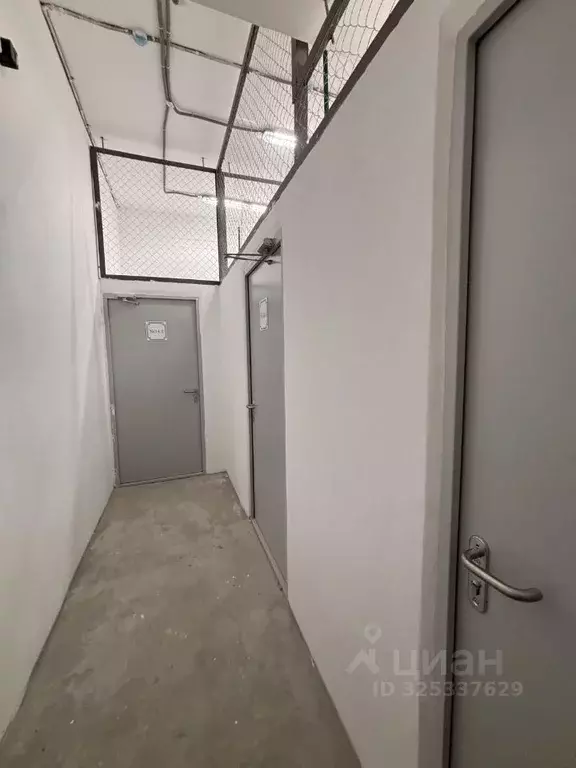 Склад в Санкт-Петербург Октябрьская наб., 40 (5 м) - Фото 1