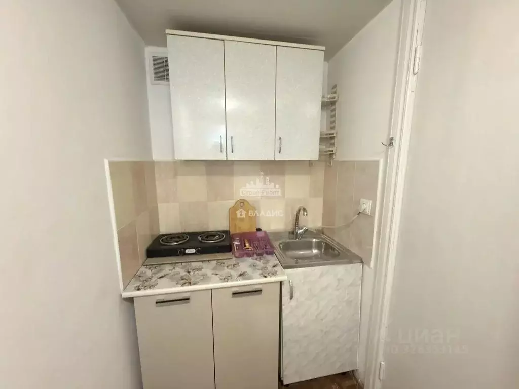 Дом в Крым, Керчь пер. Балаклавский, 2/9 (22 м) - Фото 1