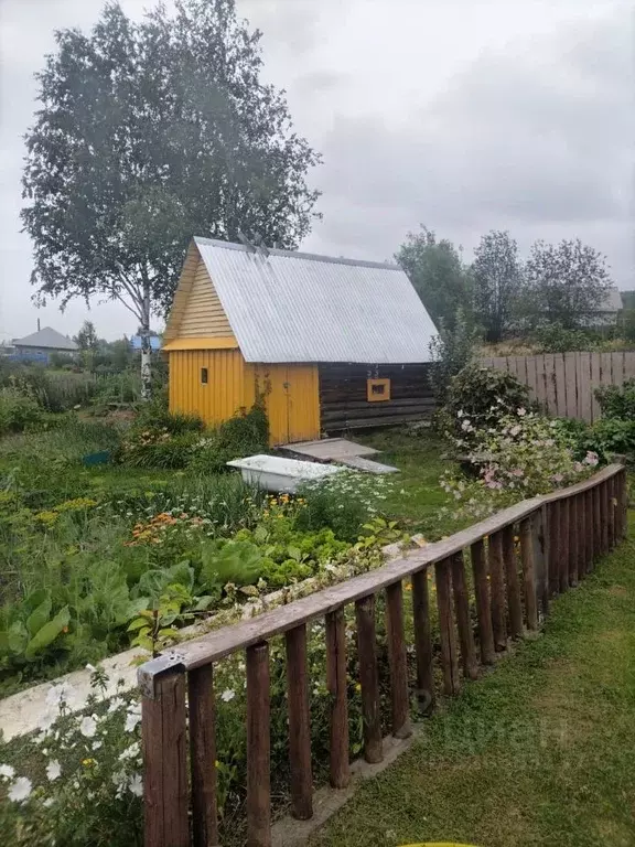 Дом в Пермский край, Губаха ул. Менделеева, 22 (38 м) - Фото 1