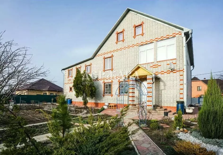 Коттедж в Белгородская область, Старый Оскол пер. 1-й Тружеников, 10 ... - Фото 1