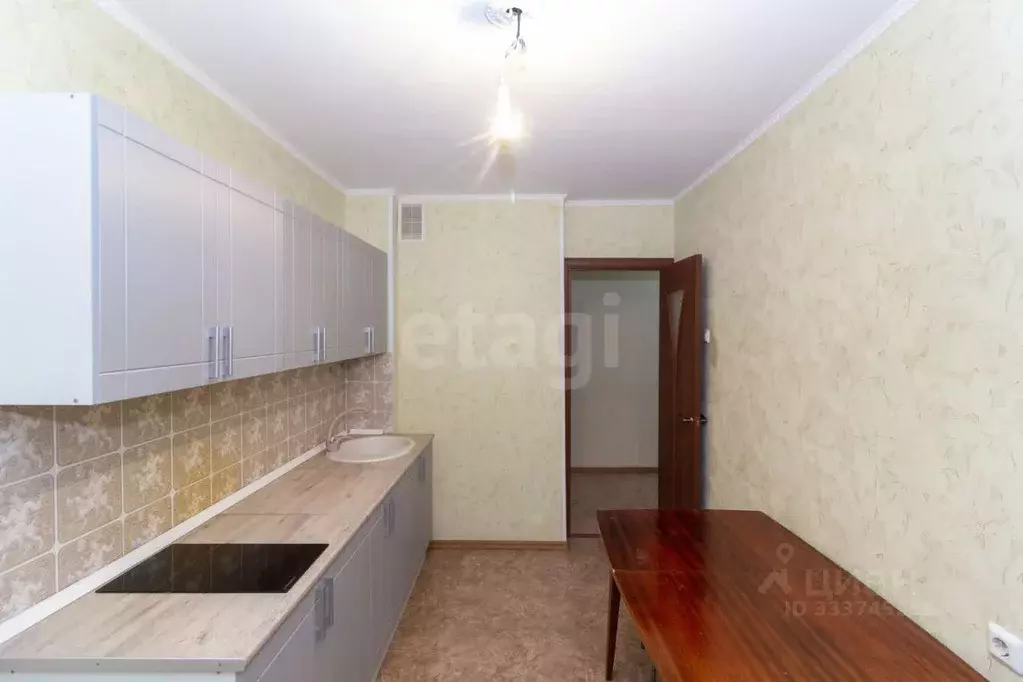 3-к кв. Тюменская область, Тюмень ул. Новоселов, 12к5 (66.4 м) - Фото 1