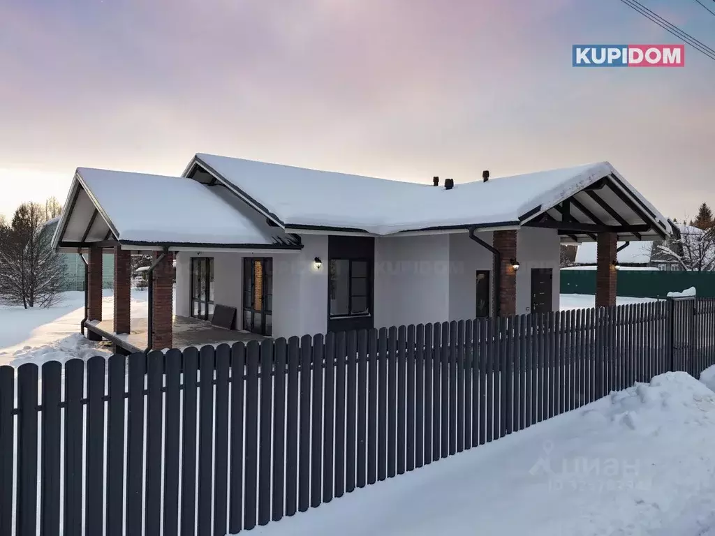 Дом в Калужская область, Жуковский муниципальный округ, Корсаково ... - Фото 1