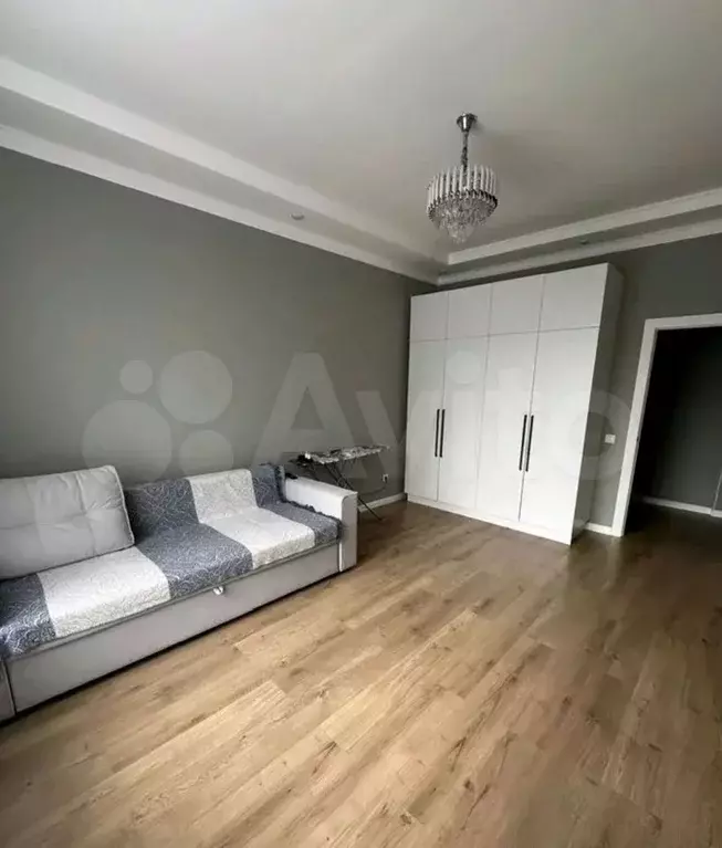1-к. квартира, 43 м, 7/10 эт. - Фото 1