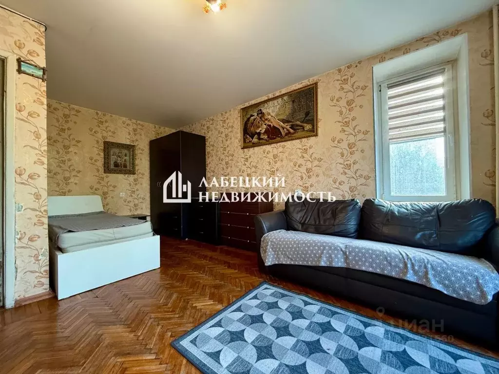 1-к кв. Санкт-Петербург Ленинский просп., 130/6 (28.4 м) - Фото 1