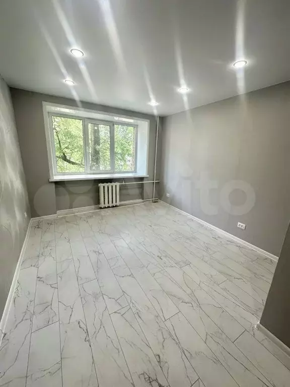 Комната 13 м в 1-к., 2/5 эт. - Фото 1