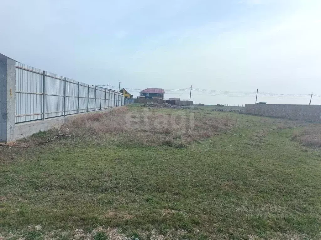 Участок в Крым, Сакский район, с. Штормовое  (6.77 сот.) - Фото 1