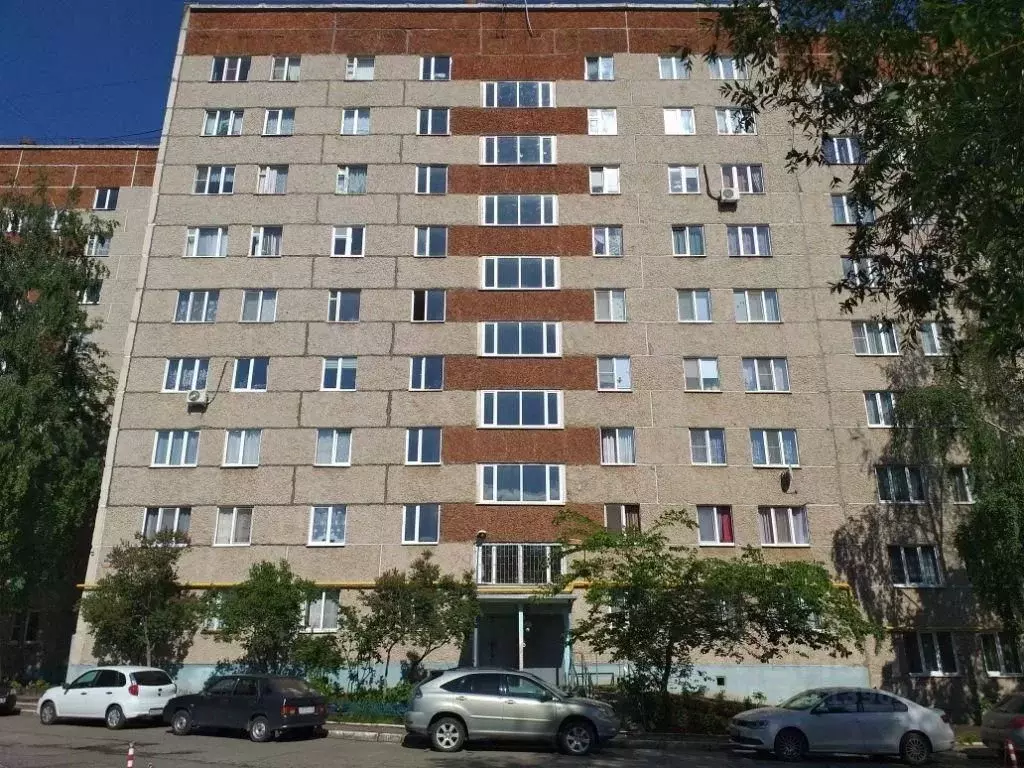 4-к кв. Удмуртия, Ижевск Молодежная ул., 35 (70.0 м) - Фото 0
