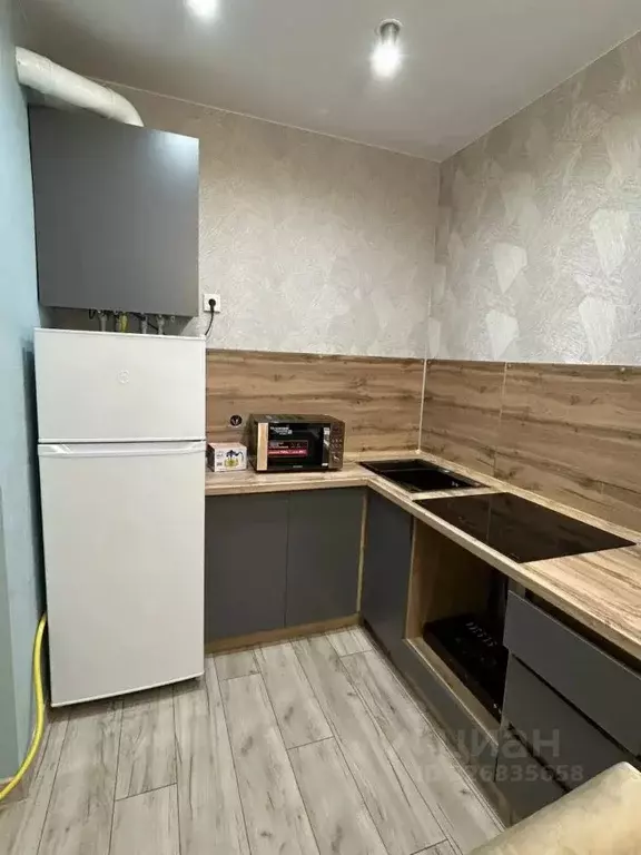 2-к кв. Астраханская область, Астрахань проезд Воробьева, 3 (65.0 м) - Фото 2