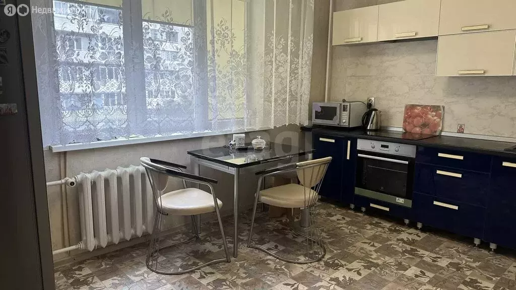 2-комнатная квартира: Озерск, бульвар Гайдара, 27 (64.1 м) - Фото 1