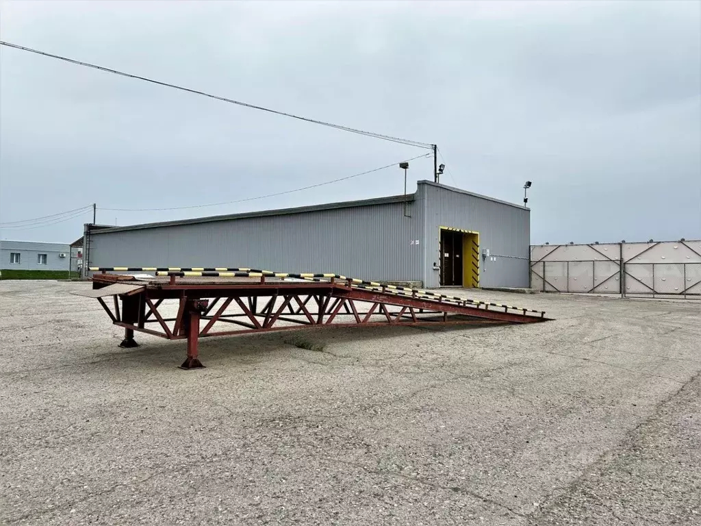 Склад в Саратовская область, Саратов муниципальное образование, пос. ... - Фото 1